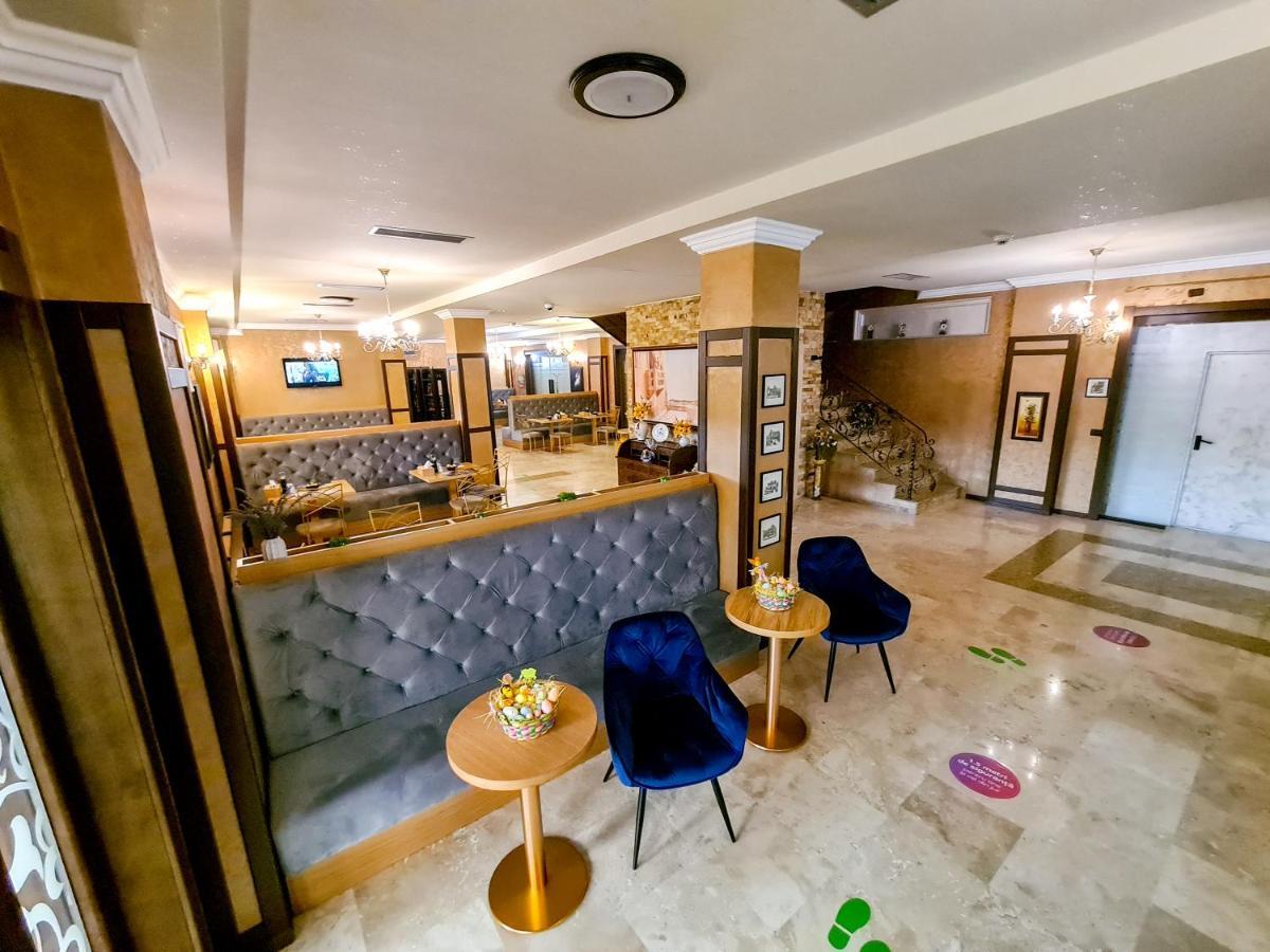 Hotel Yarus Plus Плоешти Экстерьер фото