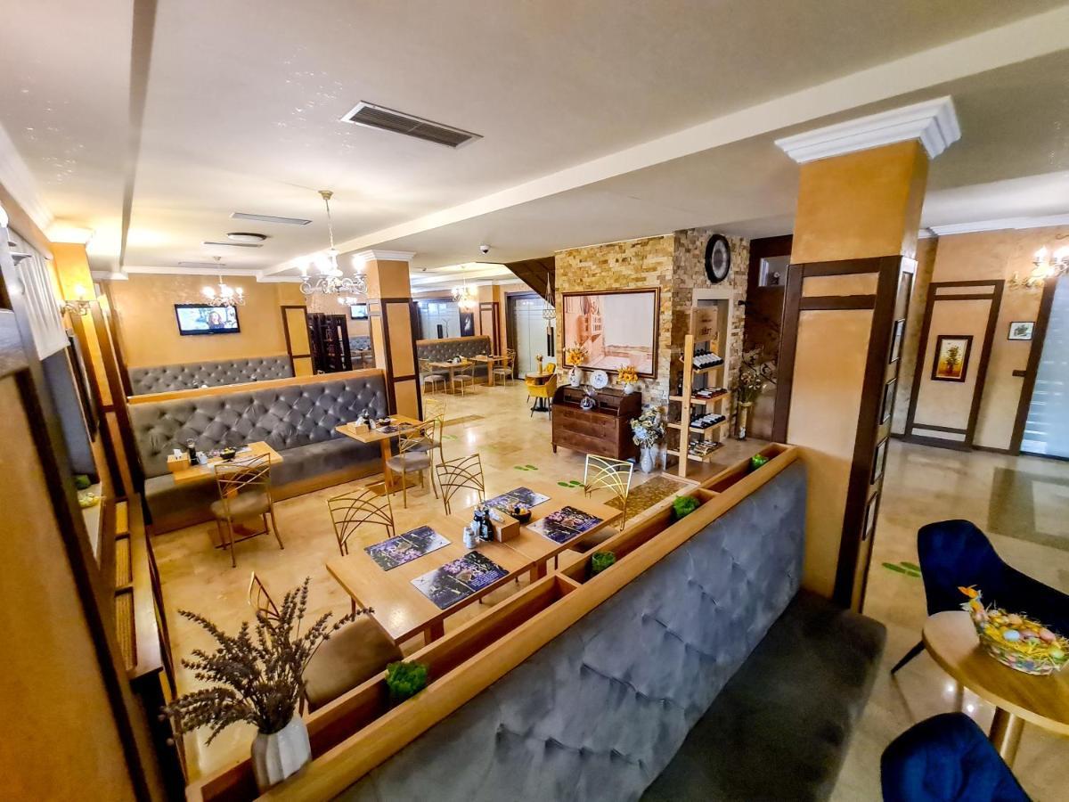Hotel Yarus Plus Плоешти Экстерьер фото